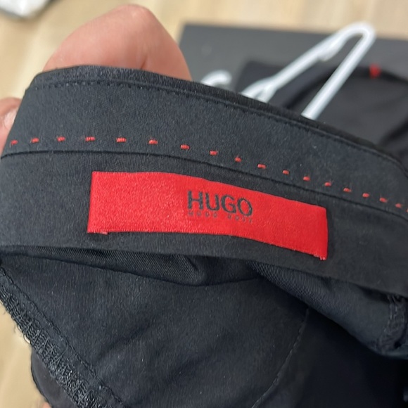 Hugo Boss full tuxedo. Jacket 40 R pants pants 34R - Picture 3 of 8